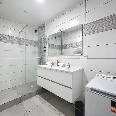 10pers , Parking, Wifi - Tv Lägenhet Aubière